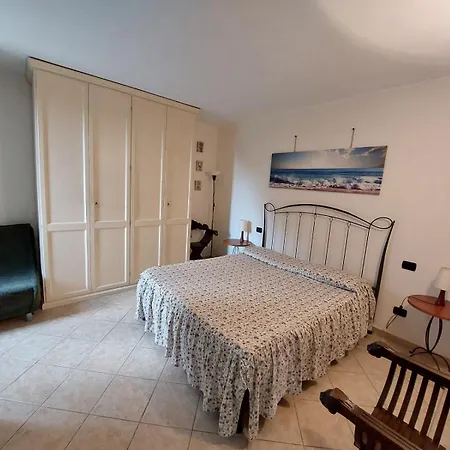 Semesterbostad Casa Bianca *